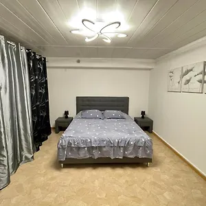 Dans Maison à Proche Walibi Appartement